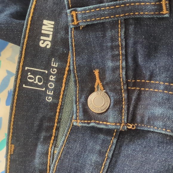 Jeans - Picture 6 of 7